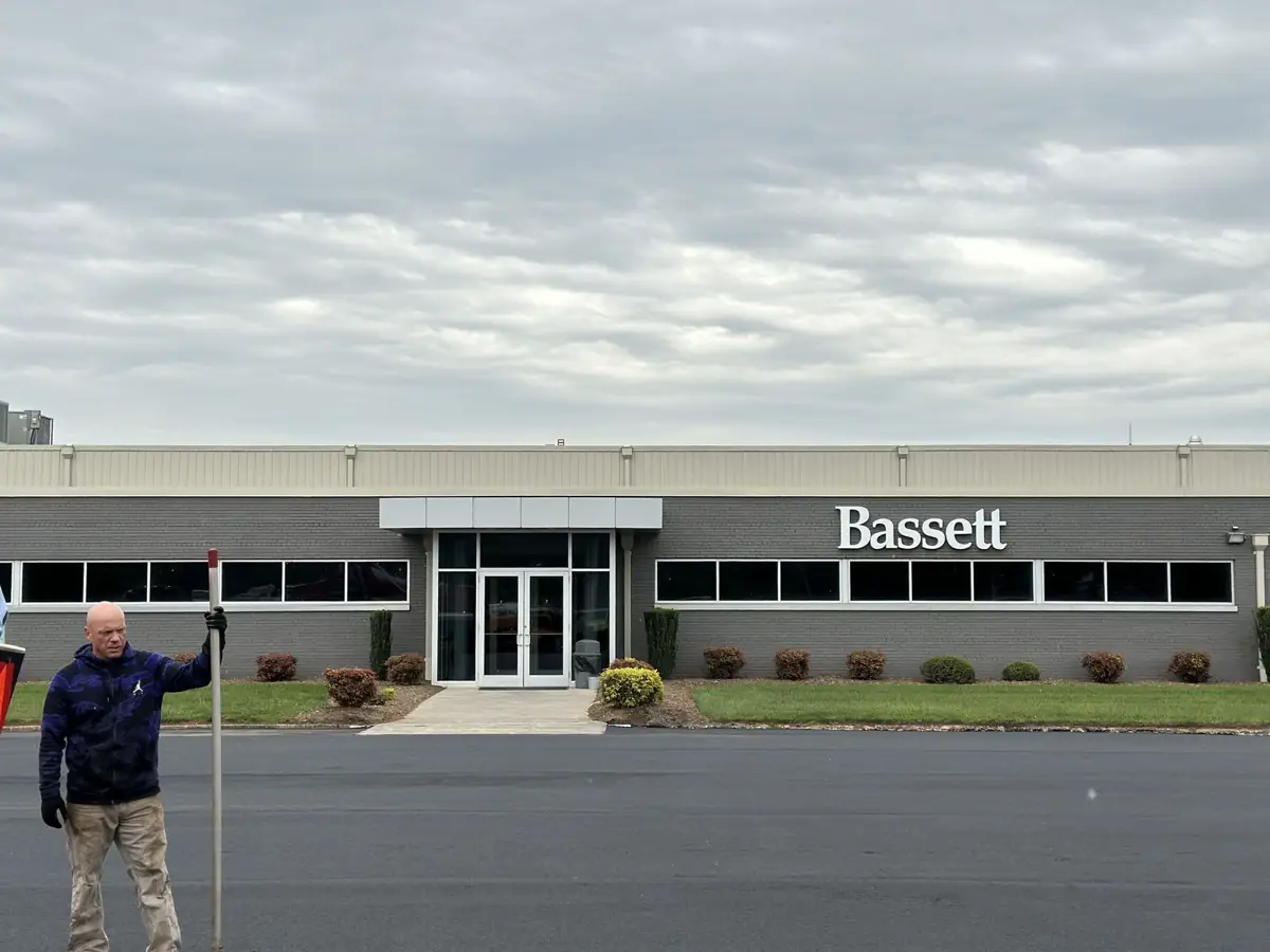 StrawHat Paving job photo – commercial building lot