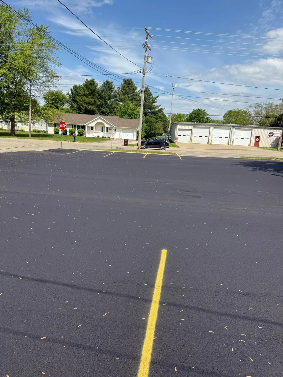 StrawHat Paving job photo – lot striped